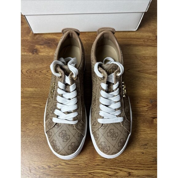 Guess Women's Logo Print Low Top Platform Genza Sneakers Size US: 8 M - Picture 8 of 8